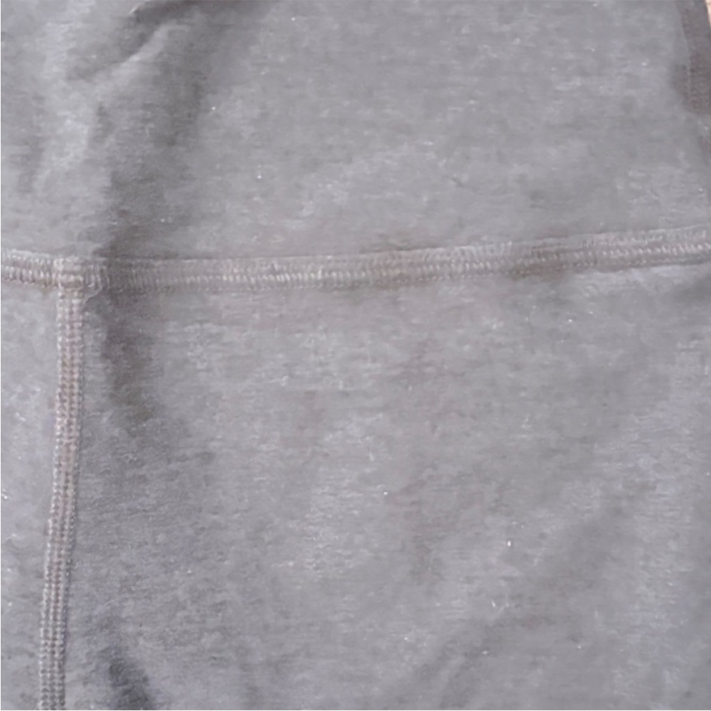 Beyond Yoga High-Waist Black Leggings - Picture 3 of 3